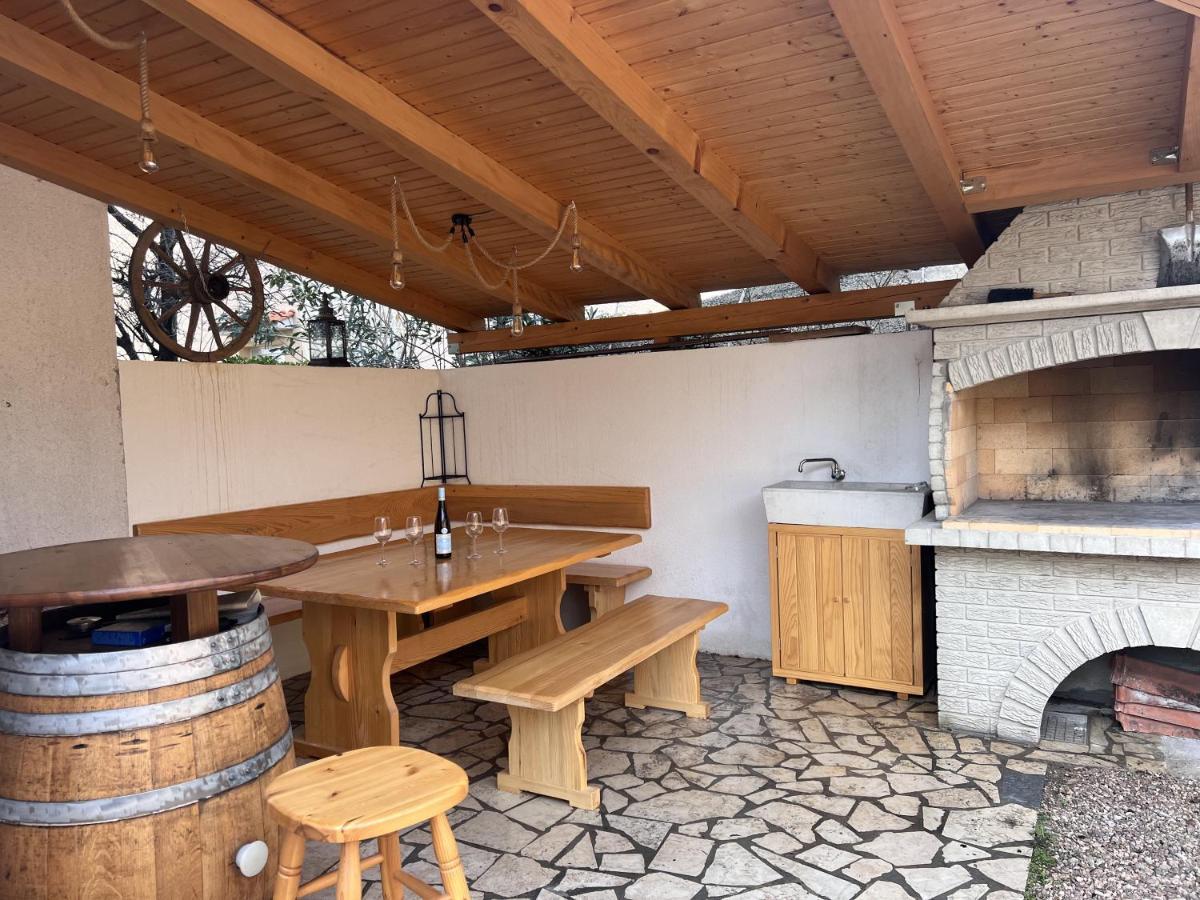Apartments Julija Crikvenica Εξωτερικό φωτογραφία